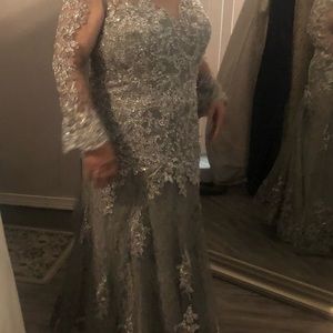 Mother of the bride or groom wedding dress